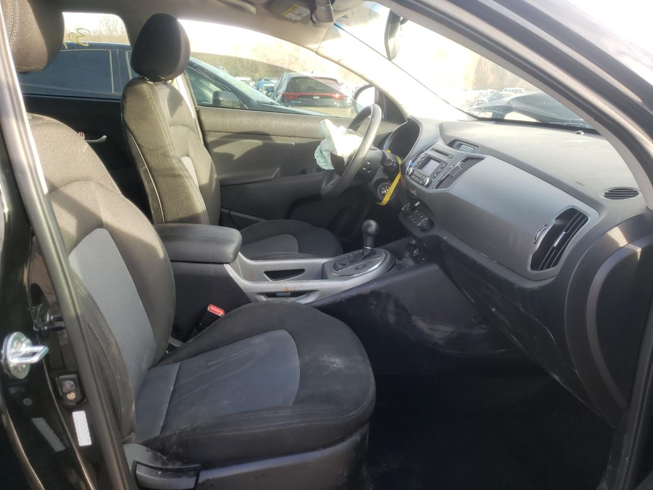 Photo 5 from auction – 2016 KIA SPORTAGE L with VIN KNDPBCAC2G7800917