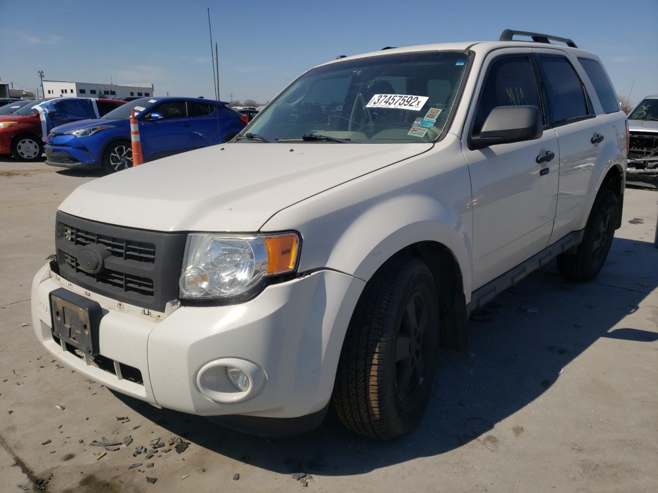 Photo 2 from auction – 2009 FORD ESCAPE XLT with VIN 1FMCU93G79KC66319