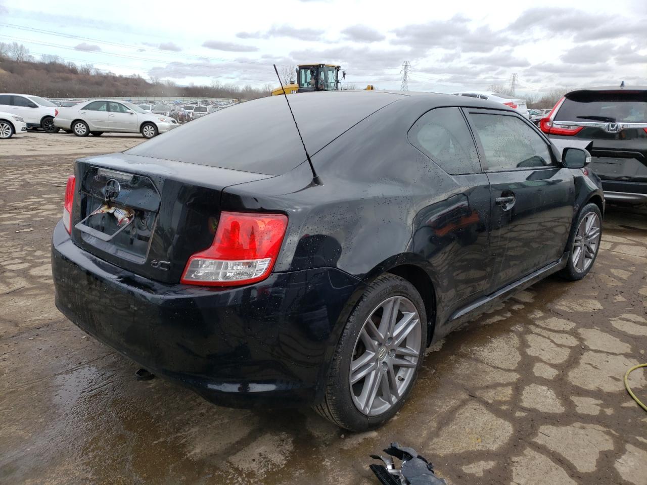 Photo 4 from auction – 2013 SCION TC with VIN JTKJF5C76D3052951