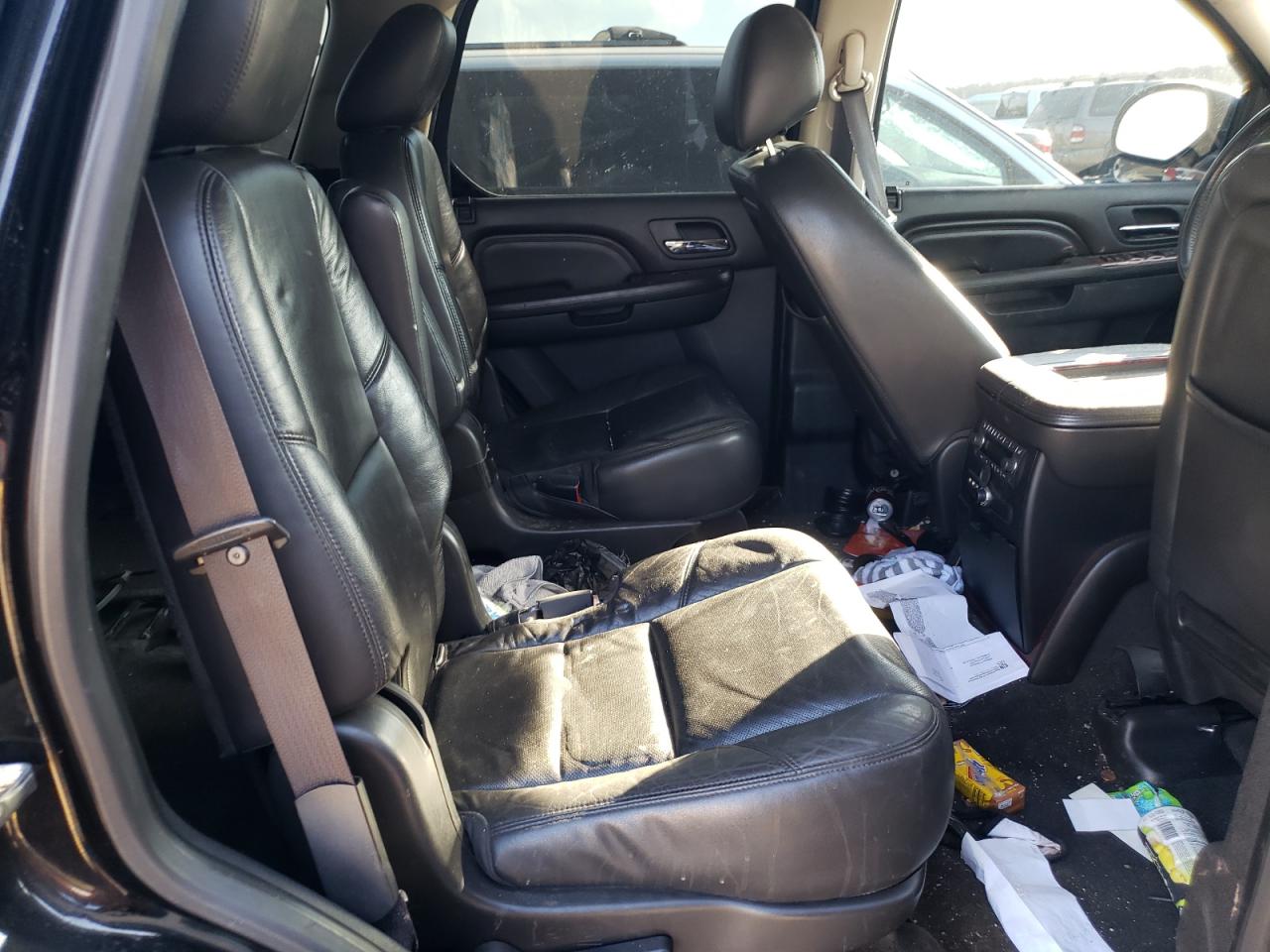 Photo 6 from auction – 2013 CADILLAC ESCALADE P with VIN 1GYS3CEF3DR111720