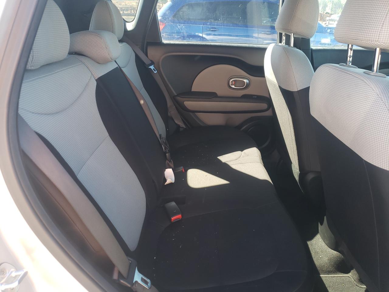 Photo 6 from auction – 2017 KIA SOUL with VIN KNDJN2A29H7499093
