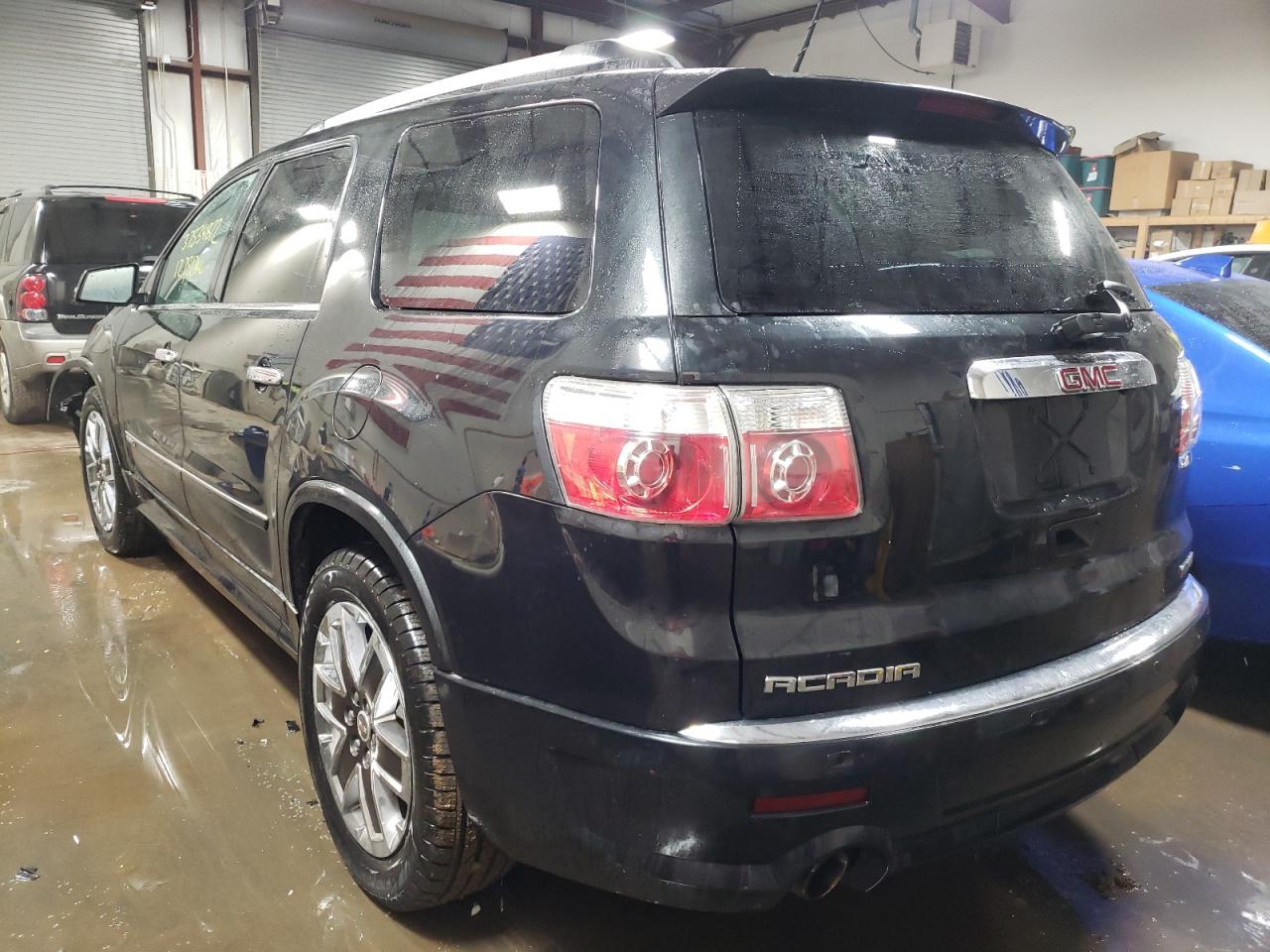 Photo 3 from auction – 2011 GMC ACADIA DEN with VIN 1GKKVTED1BJ390261