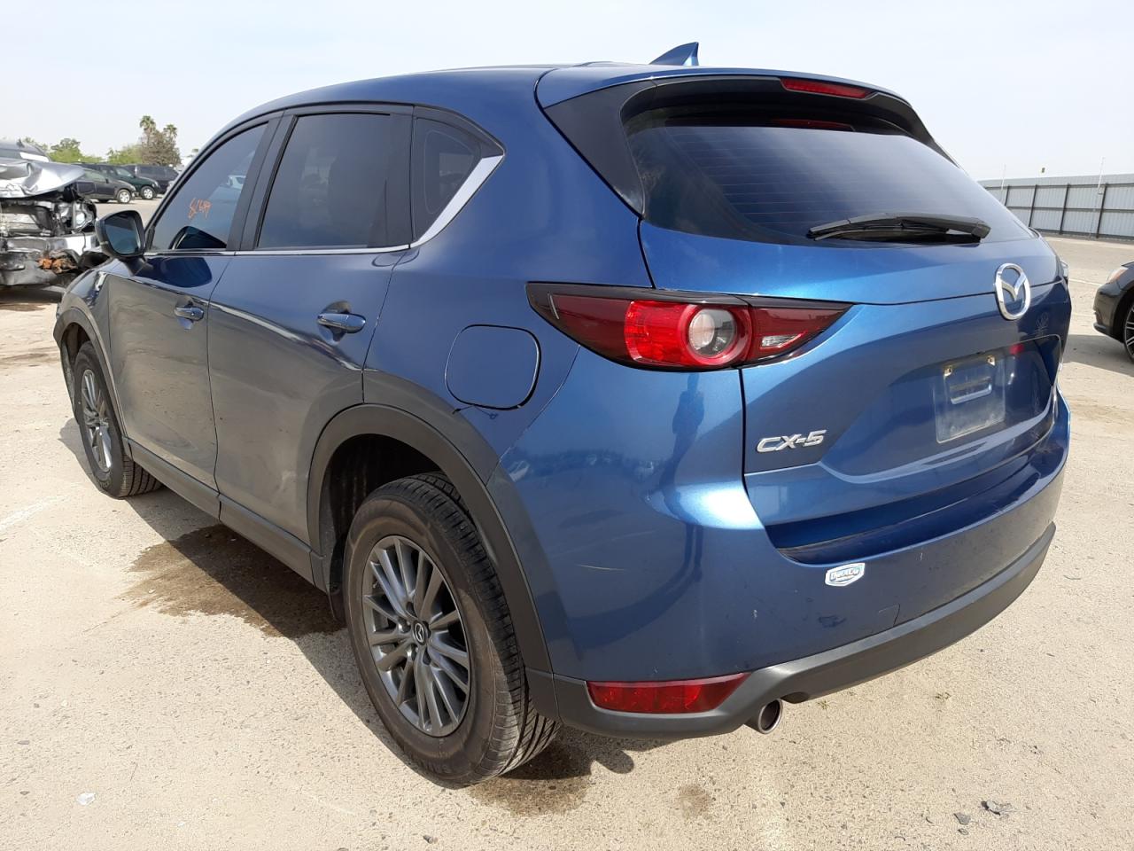 Photo 3 from auction – 2017 MAZDA CX-5 SPORT with VIN JM3KFABL6H0111546