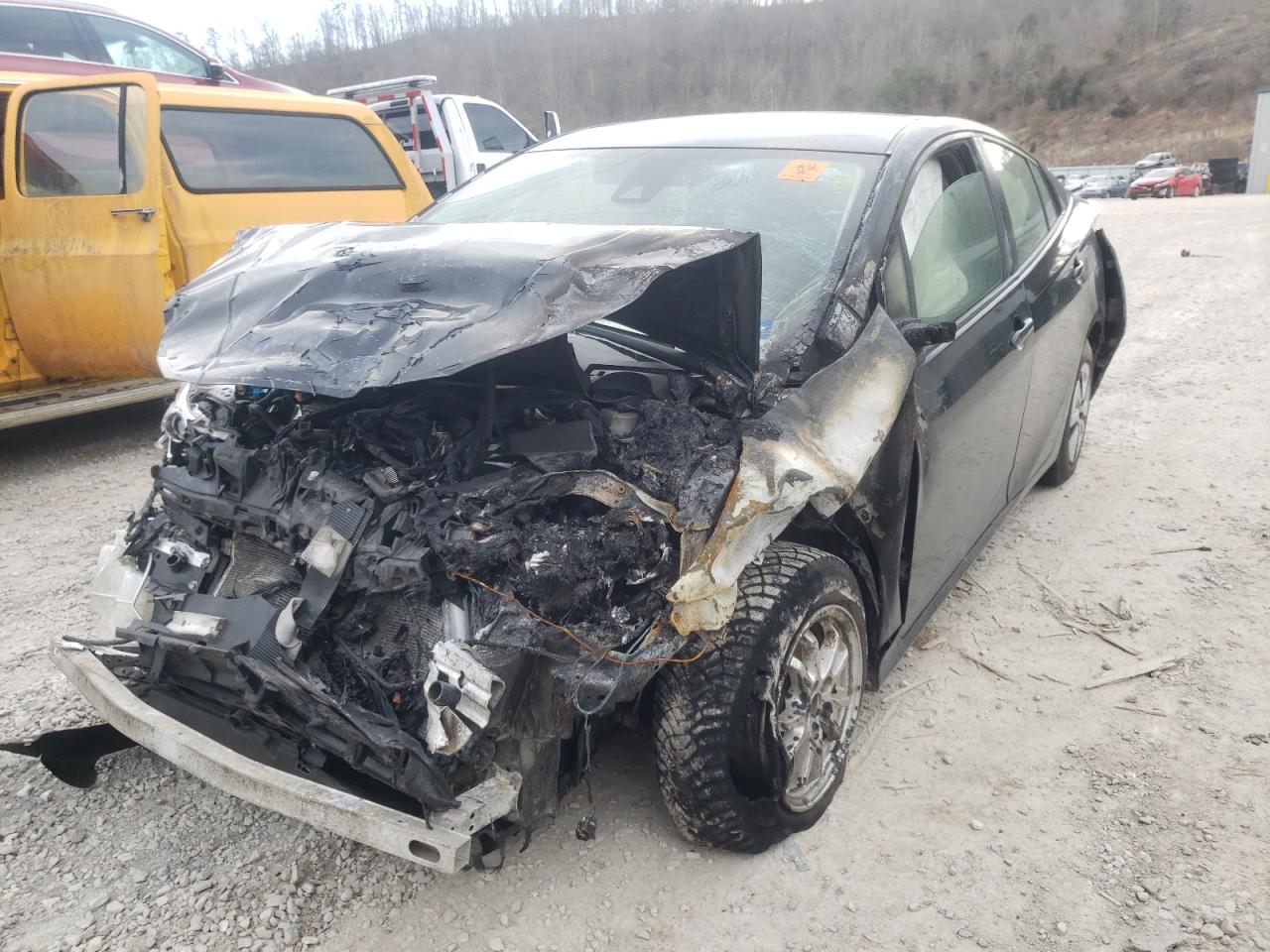Photo 2 from auction – 2018 TOYOTA PRIUS with VIN JTDKBRFU4J3068254