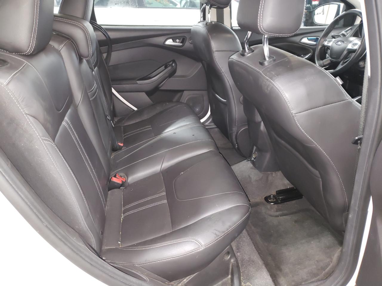 Photo 6 from auction – 2012 FORD FOCUS TITA with VIN 1FAHP3N23CL215634