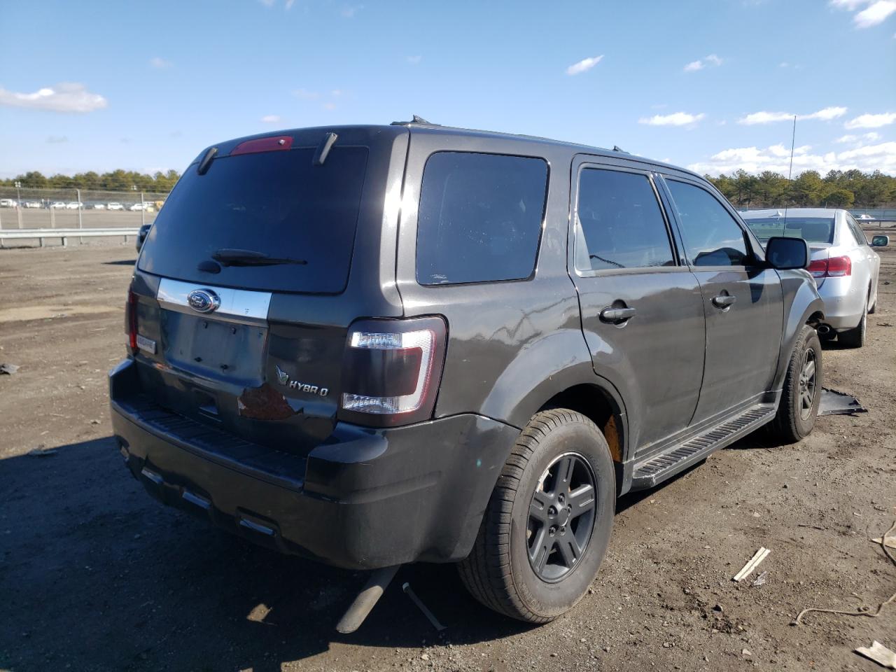 Photo 4 from auction – 2011 FORD ESCAPE HYB with VIN 1FMCU4K32BKC32473