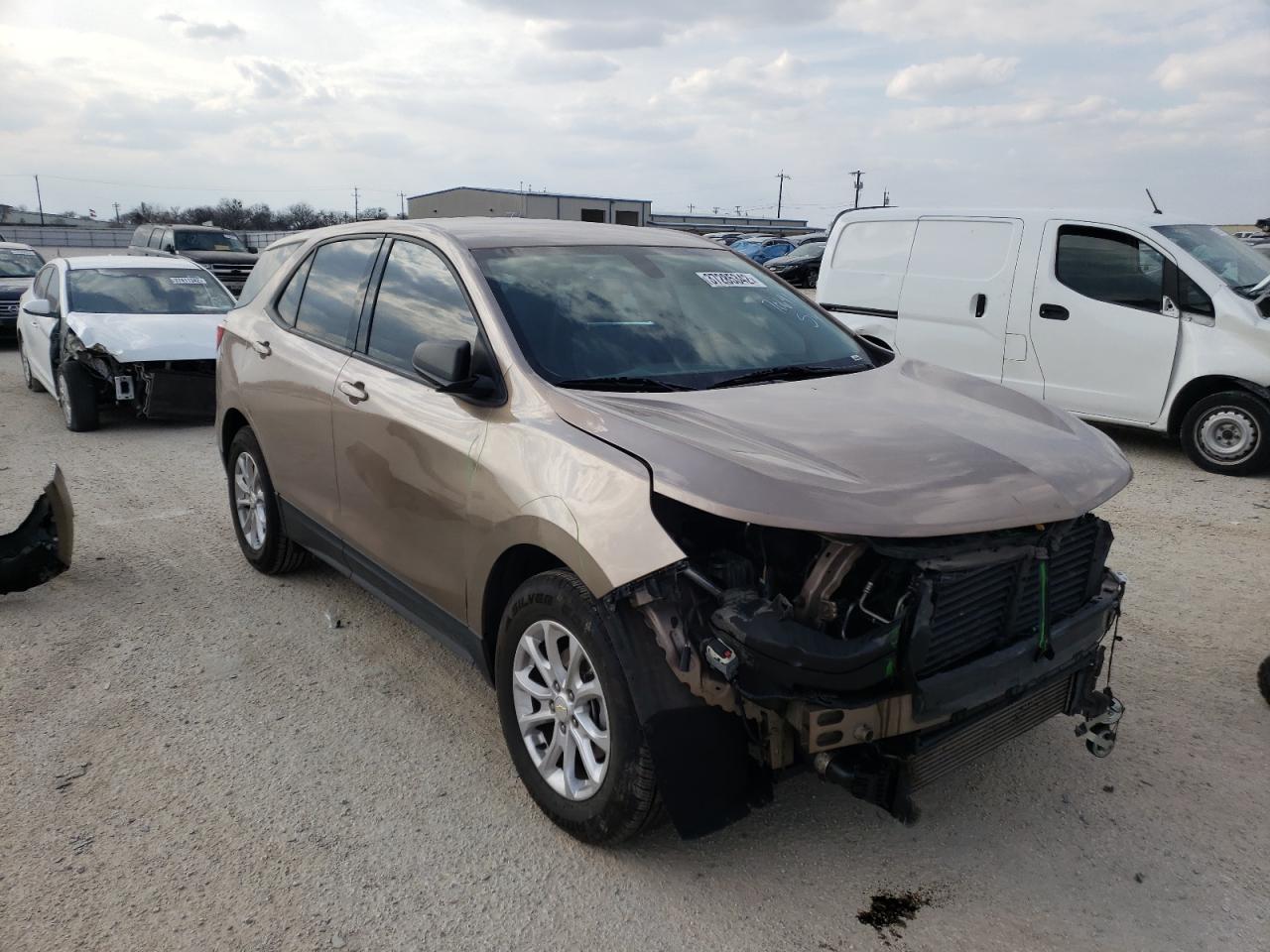 CHEVROLET EQUINOX LS 2019 with VIN 3GNAXHEV7KL122015 - Photo from auction