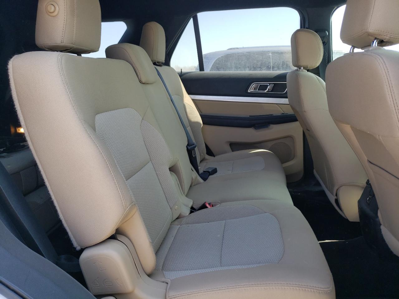 Photo 6 from auction – 2016 FORD EXPLORER X with VIN 1FM5K8D89GGB37269