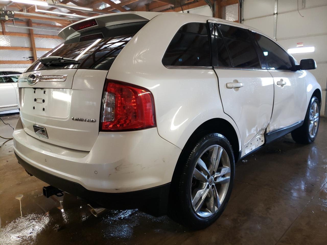 Photo 4 from auction – 2011 FORD EDGE LIMIT with VIN 2FMDK3KC7BBB20556