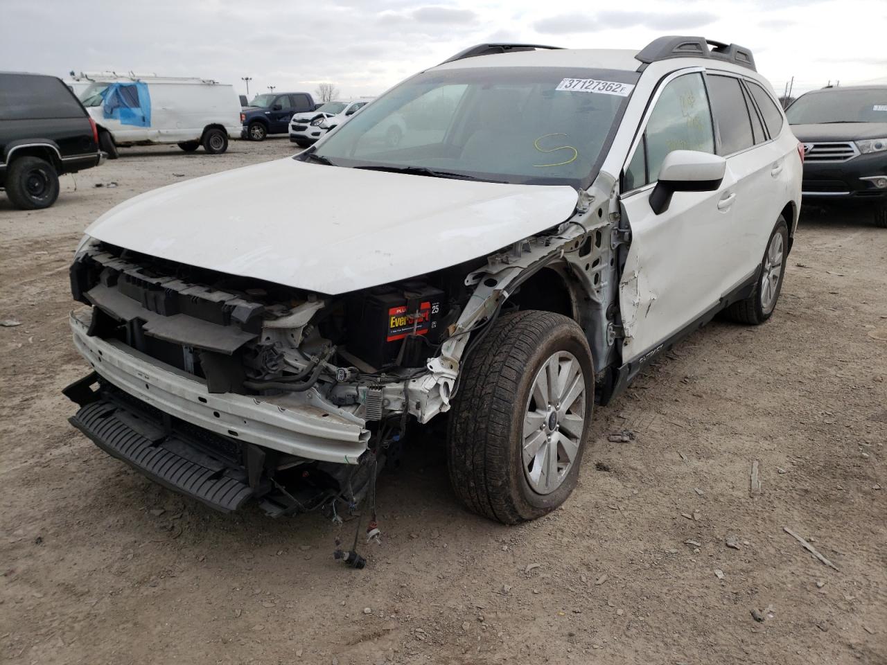 Photo 2 from auction – 2016 SUBARU OUTBACK with VIN 4S4BSACC1G3360896