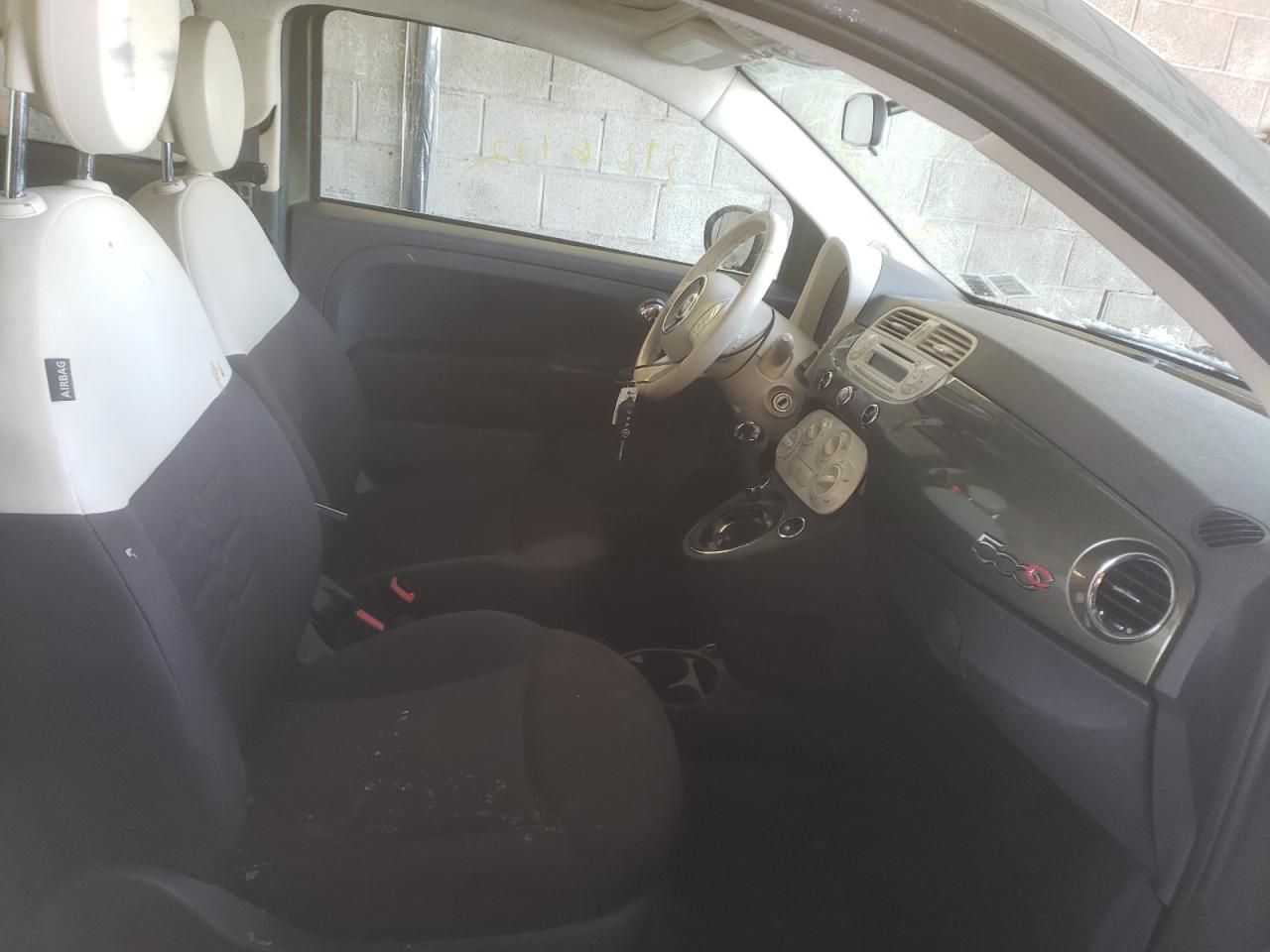 Photo 5 from auction – 2013 FIAT 500 POP with VIN 3C3CFFDR3DT703614
