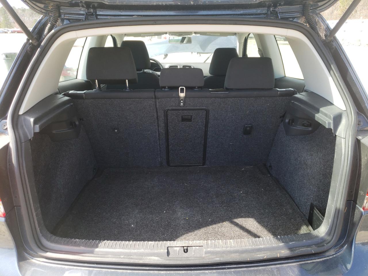 Photo 9 from auction – 2013 VOLKSWAGEN GOLF with VIN WVWBB7AJ7DW130380