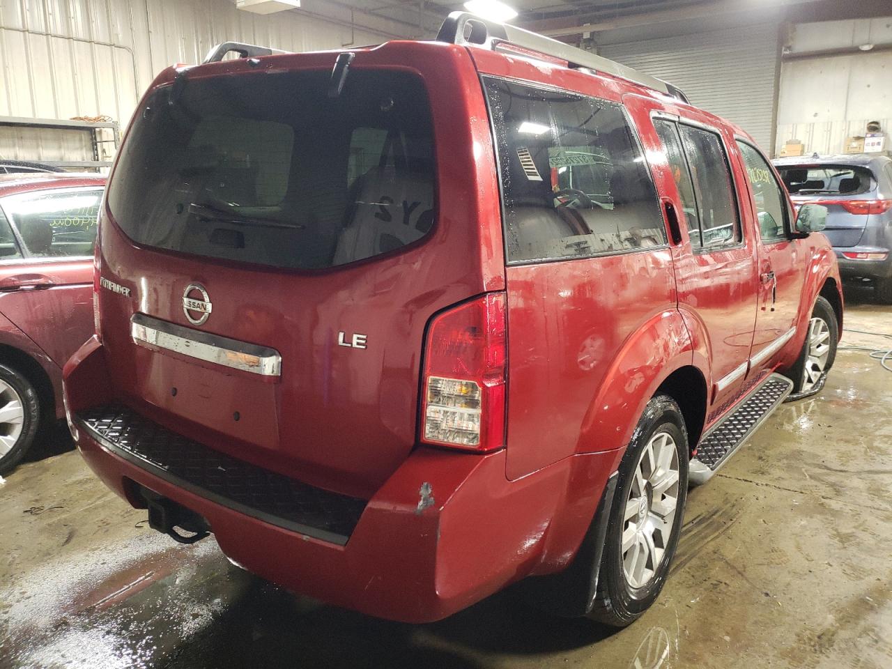 Photo 4 from auction – 2010 NISSAN PATHFINDER with VIN 5N1AR1NBXAC615242