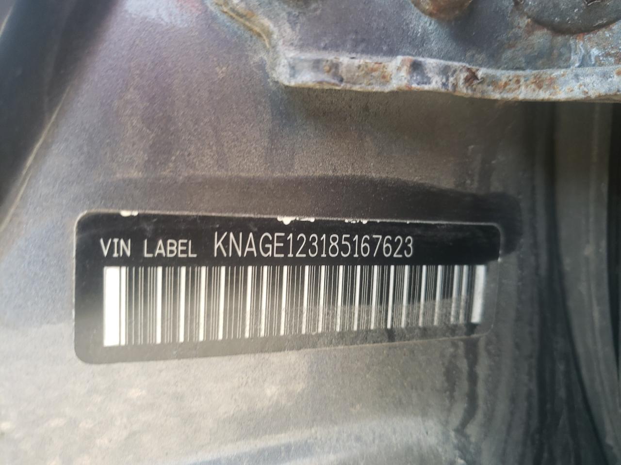 Photo 10 from auction – 2008 KIA OPTIMA LX with VIN KNAGE123185167623