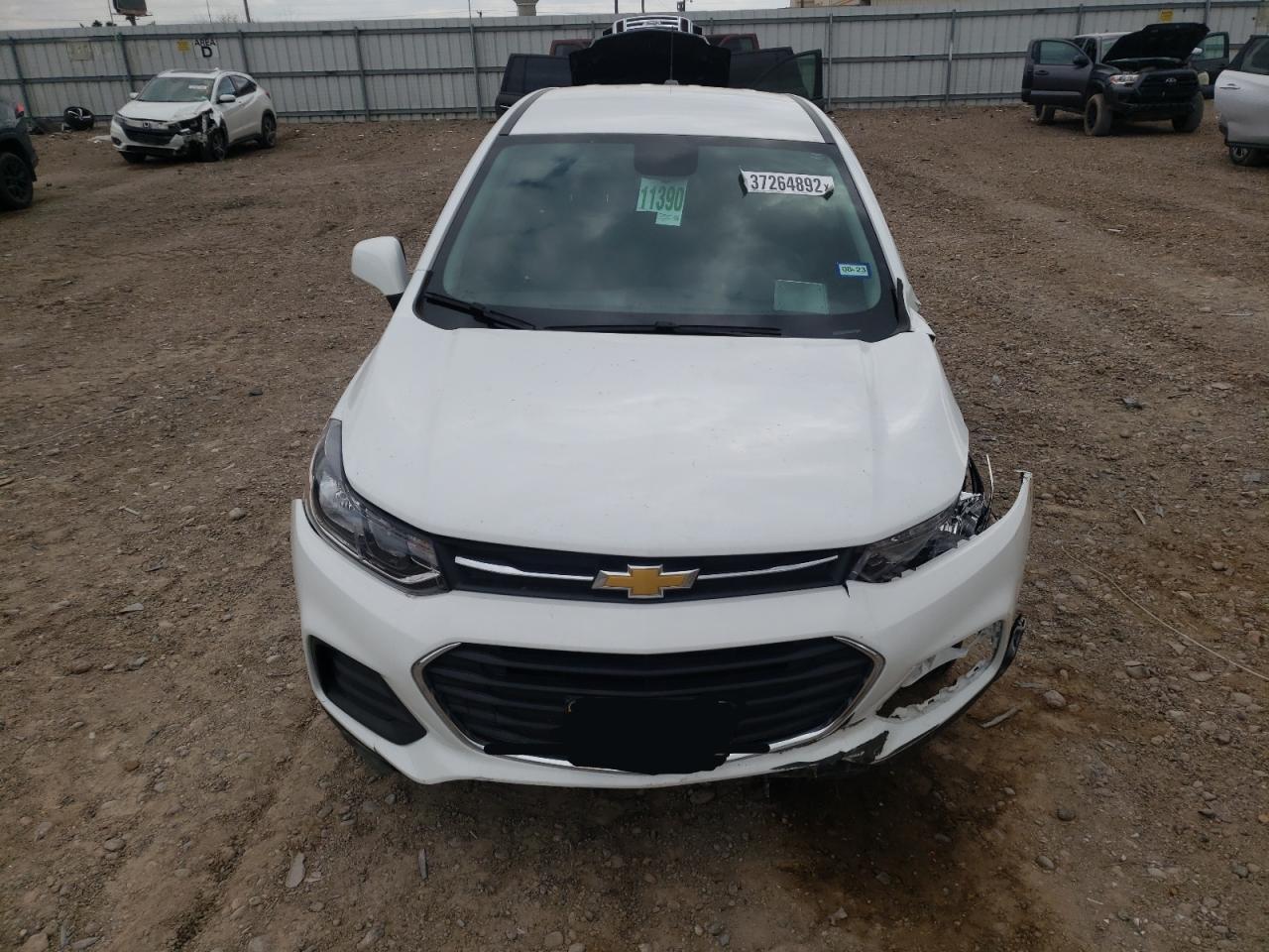 Photo 7 from auction – 2022 CHEVROLET TRAX LS with VIN KL7CJKSM5NB501352