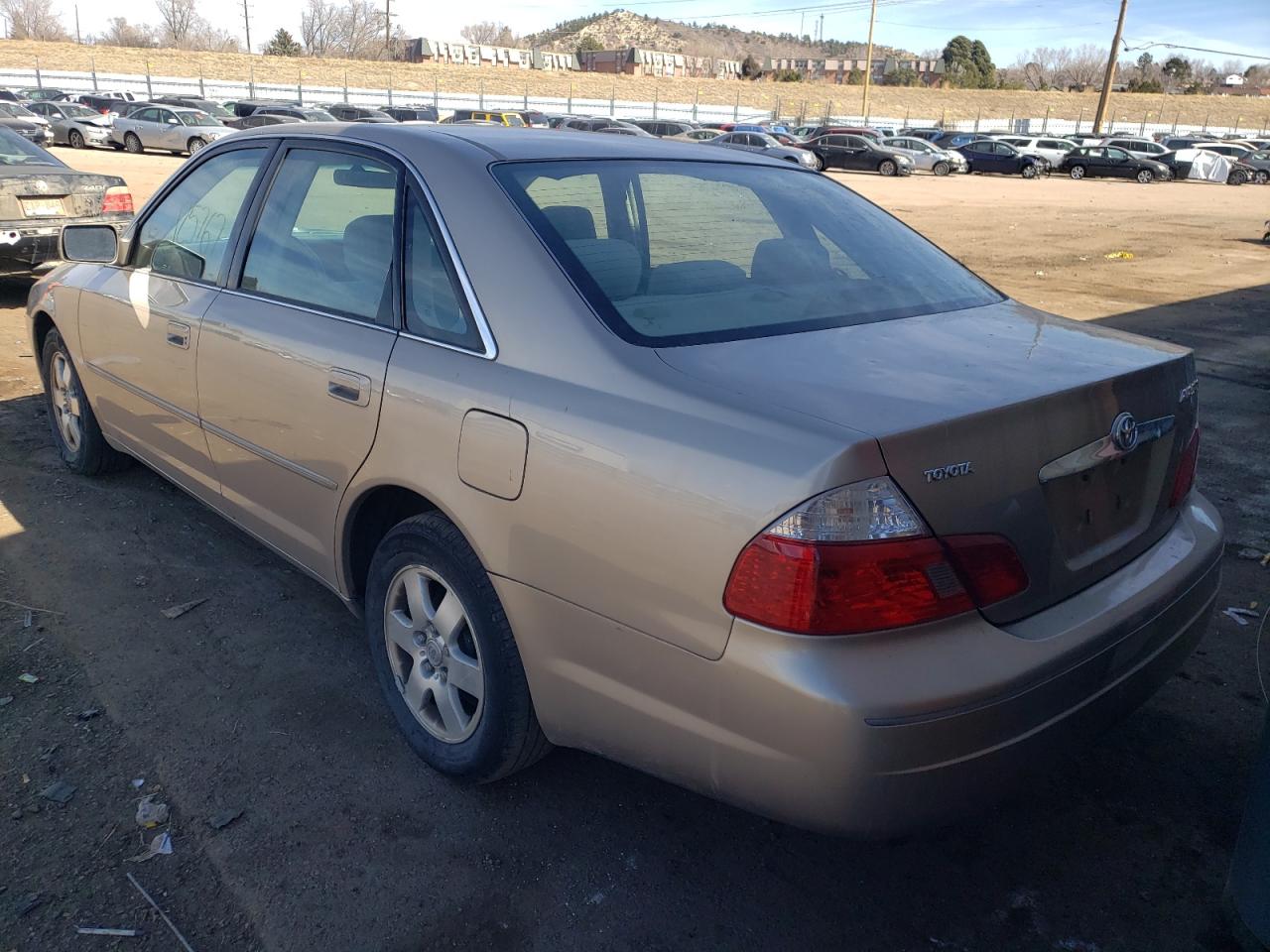 Photo 3 from auction – 2003 TOYOTA AVALON XL with VIN 4T1BF28B23U274687