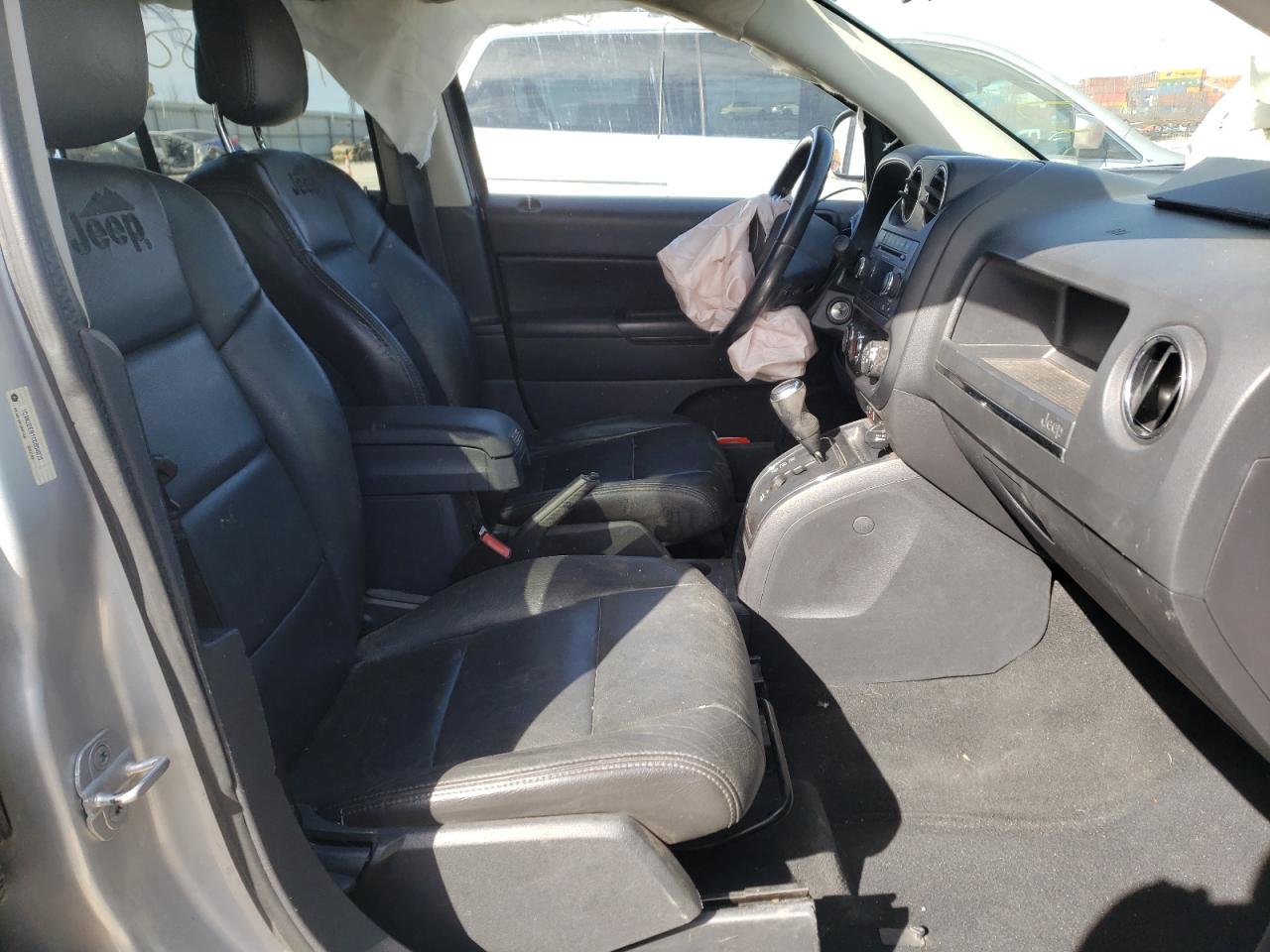 Photo 5 from auction – 2012 JEEP COMPASS LA with VIN 1C4NJDEB1CD604870