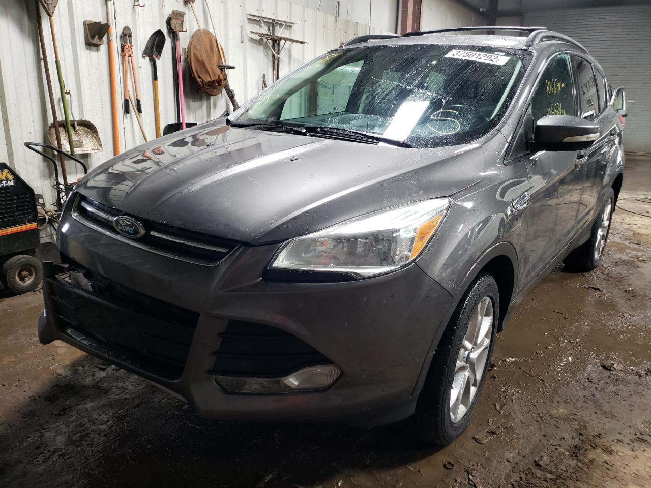 Photo 2 from auction – 2013 FORD ESCAPE SEL with VIN 1FMCU0HX9DUD67427