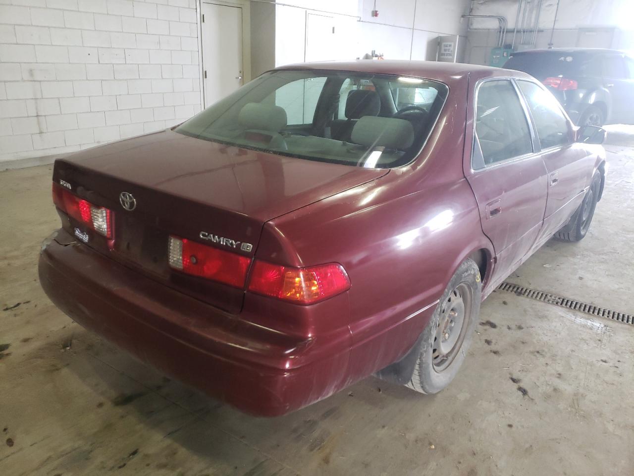 Photo 4 from auction – 2000 TOYOTA CAMRY CE with VIN JT2BG22K1Y0460786
