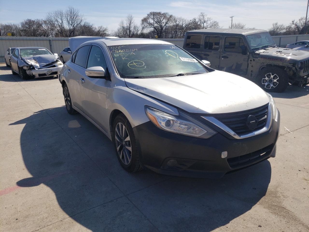 NISSAN ALTIMA 2.5 2017 with VIN 1N4AL3AP7HC213827 - Photo from auction