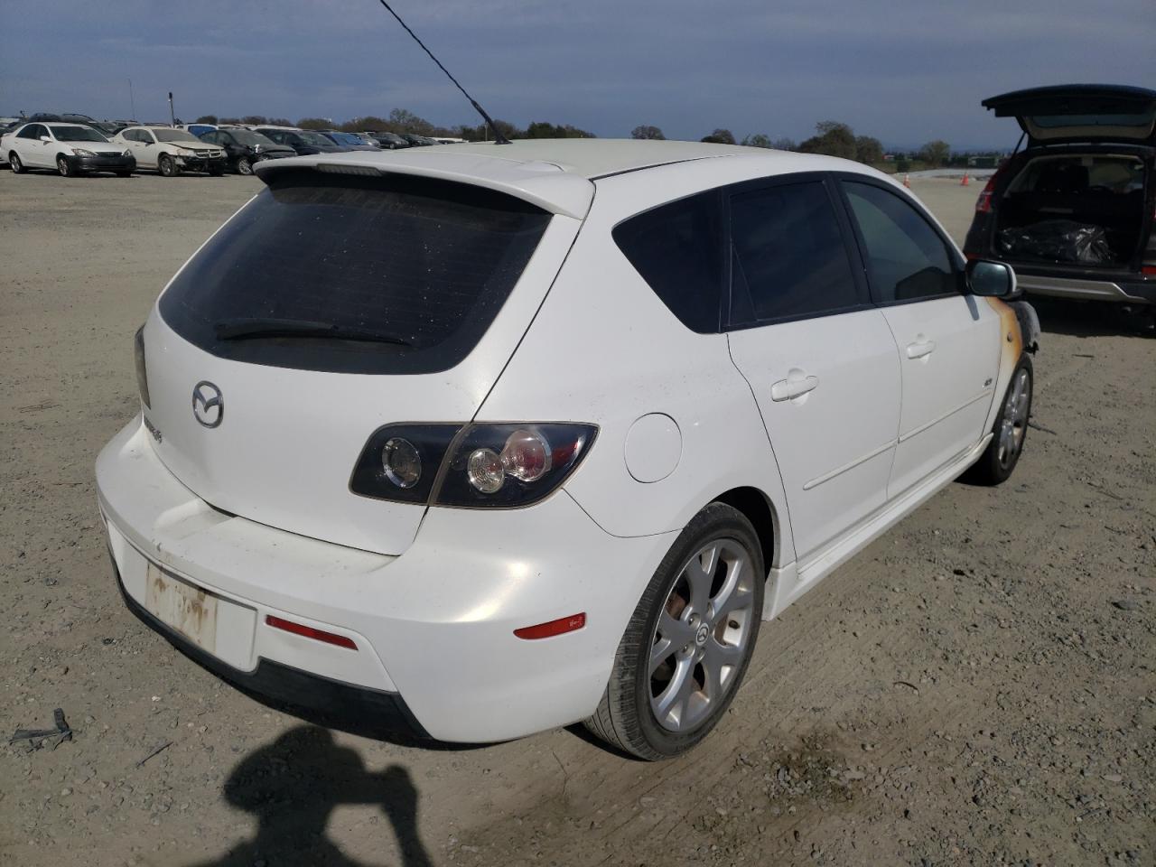 Photo 4 from auction – 2007 MAZDA 3 HATCHBAC with VIN JM1BK143X71603958