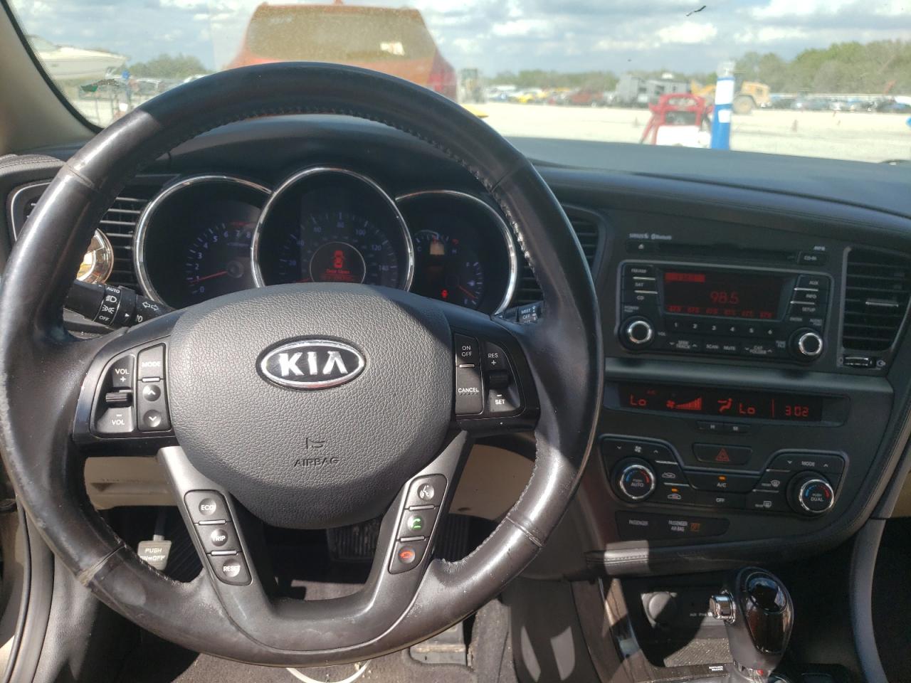 Photo 9 from auction – 2012 KIA OPTIMA EX with VIN 5XXGN4A70CG087498