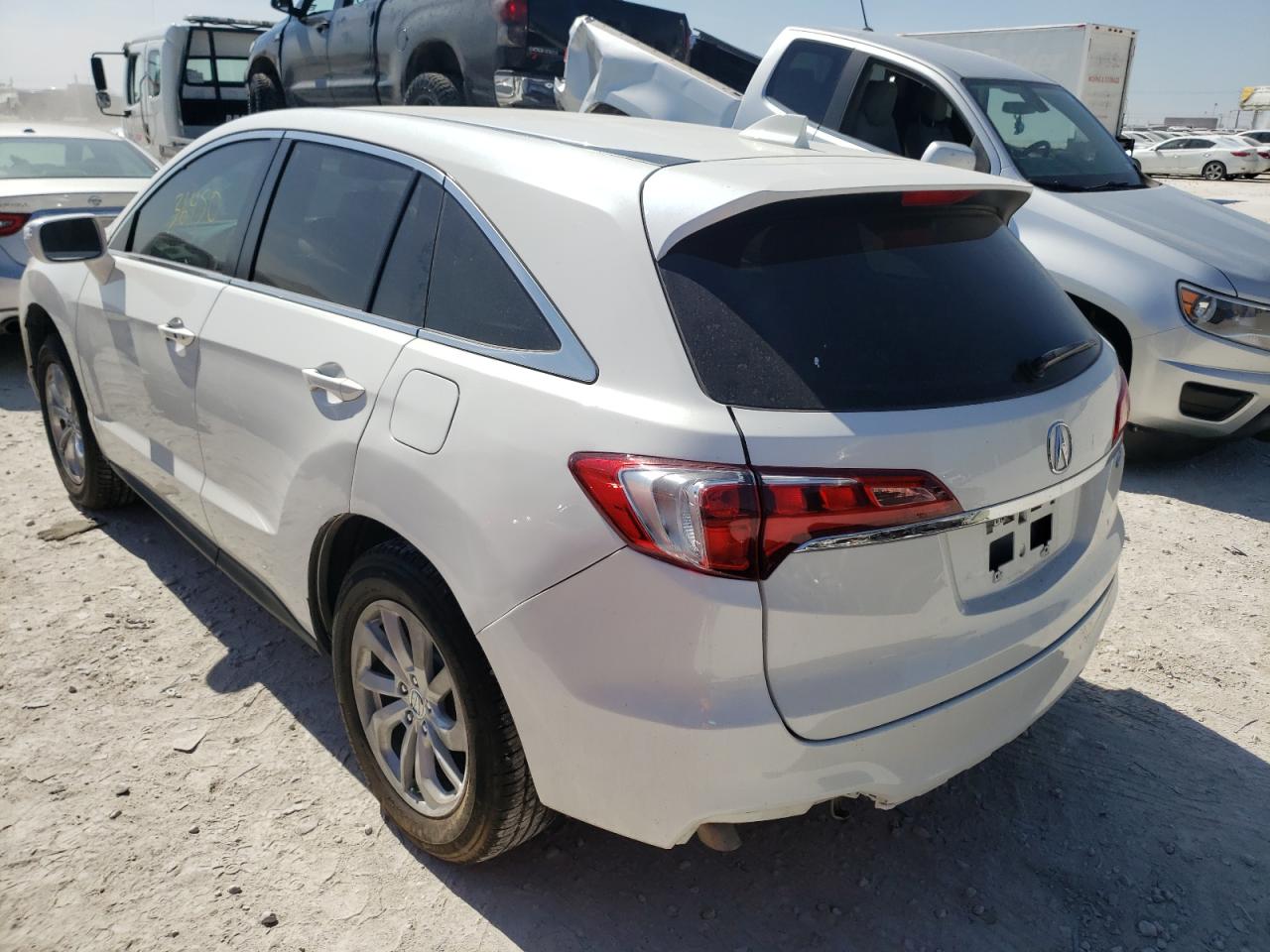 Photo 3 from auction – 2017 ACURA RDX TECHNO with VIN 5J8TB3H55HL020510