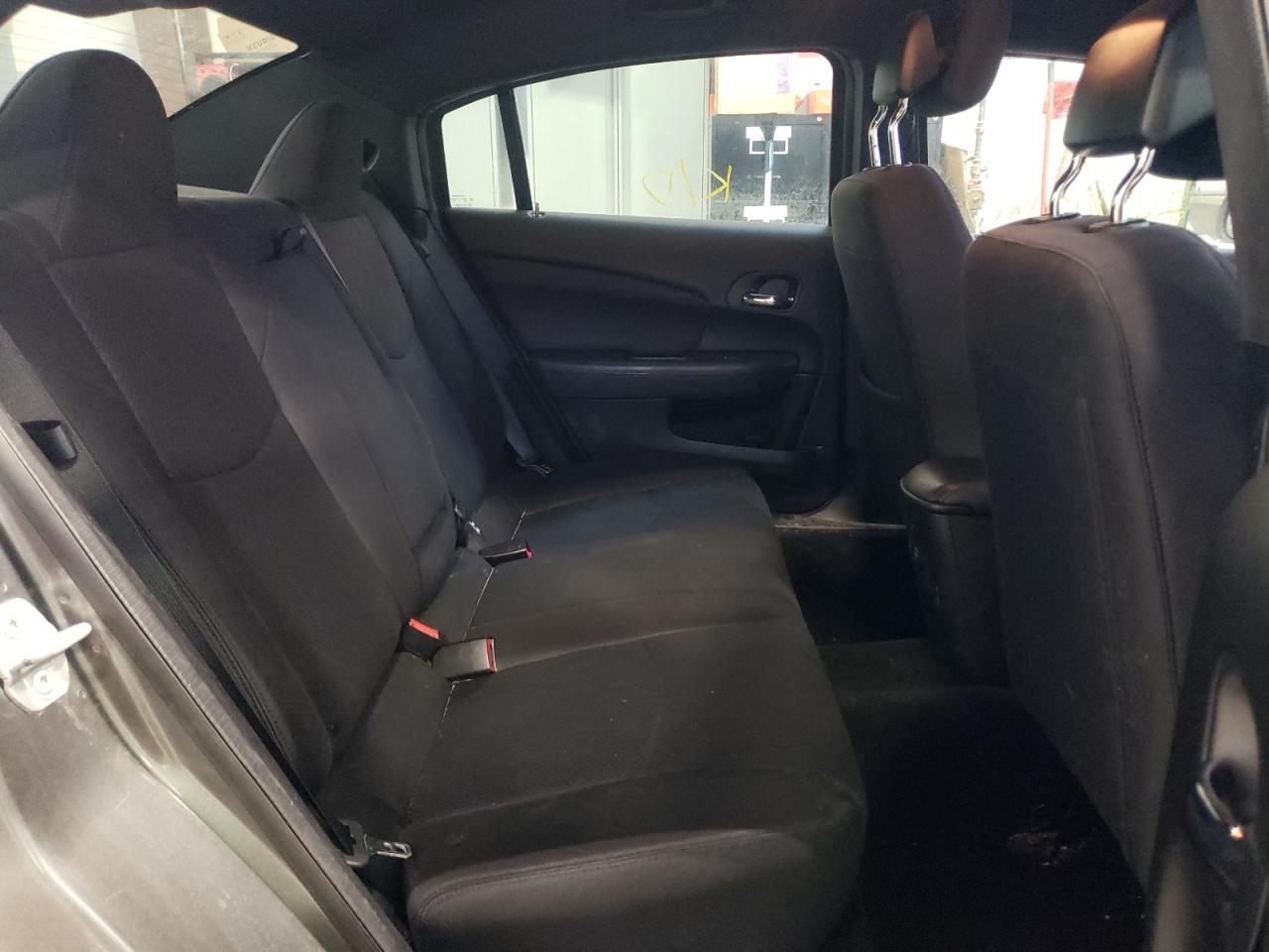 Photo 6 from auction – 2013 CHRYSLER 200 LX with VIN 1C3CCBAB8DN553055