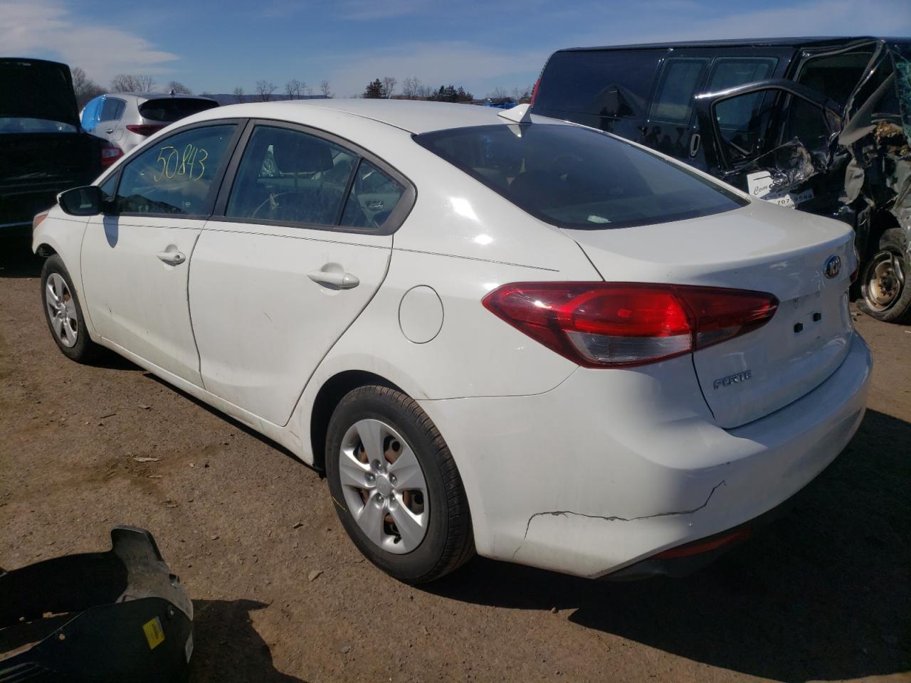 Photo 3 from auction – 2017 KIA FORTE LX with VIN 3KPFK4A71HE104586