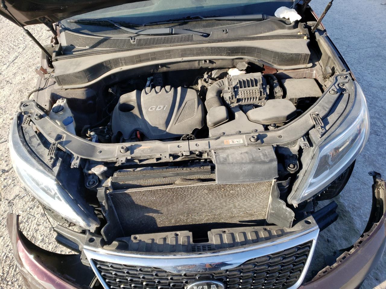 Photo 7 from auction – 2015 KIA SORENTO LX with VIN 5XYKTCA65FG584287