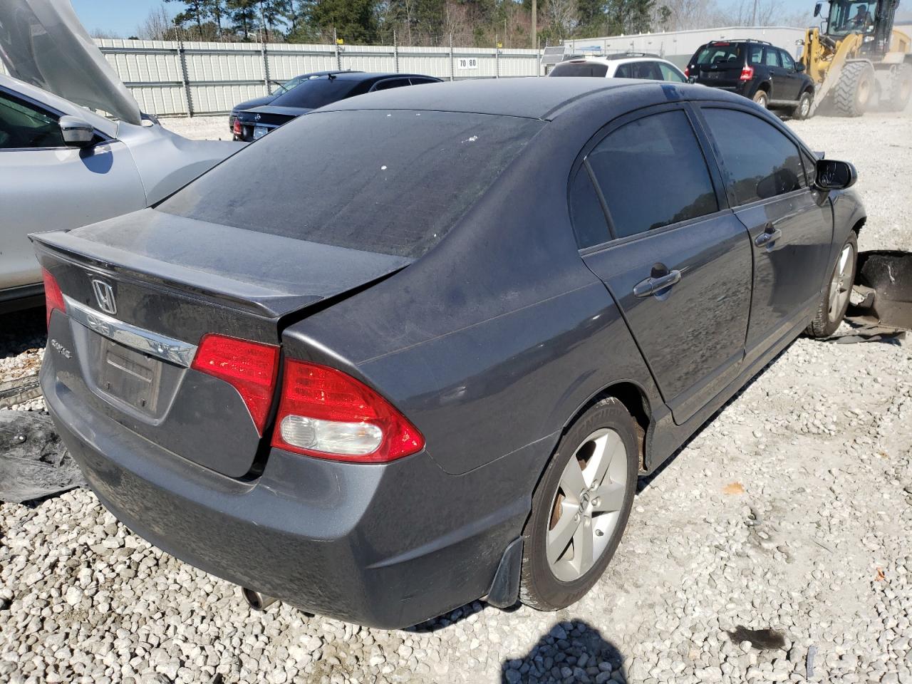 Photo 4 from auction – 2011 HONDA CIVIC LX-S with VIN 2HGFA1F68BH520147