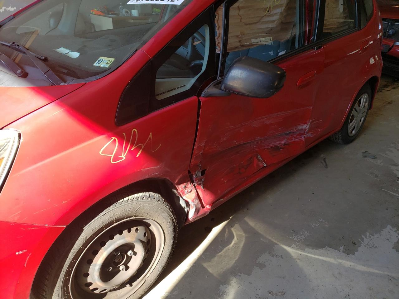 Photo 9 from auction – 2010 HONDA FIT with VIN JHMGE8H26AC007943