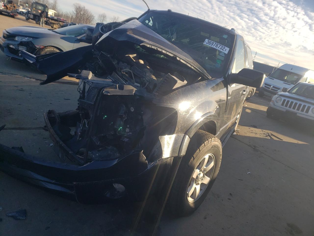 Photo 2 from auction – 2011 FORD EXPEDITION with VIN 1FMJK2A54BEF18764