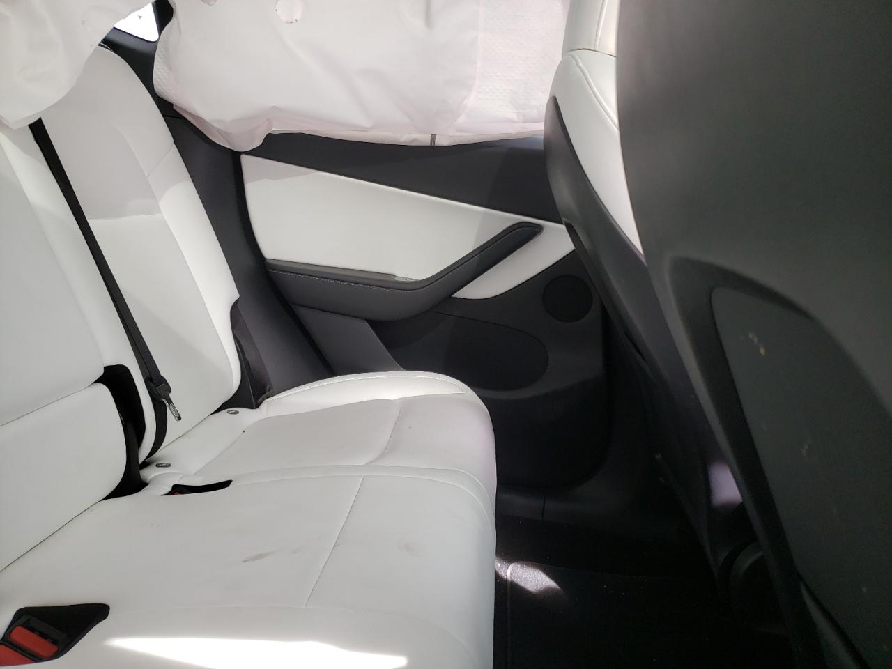 Photo 6 from auction – 2021 TESLA MODEL Y with VIN 5YJYGDEFXMF092888