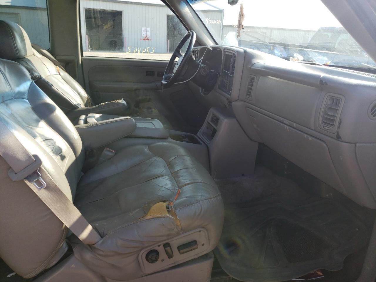 Photo 5 from auction – 2000 GMC NEW SIERRA with VIN 1GTEK19T9YZ243638