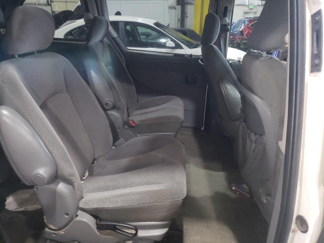 Photo 6 from auction – 2006 DODGE CARAVAN SX with VIN 1D4GP45R36B625999