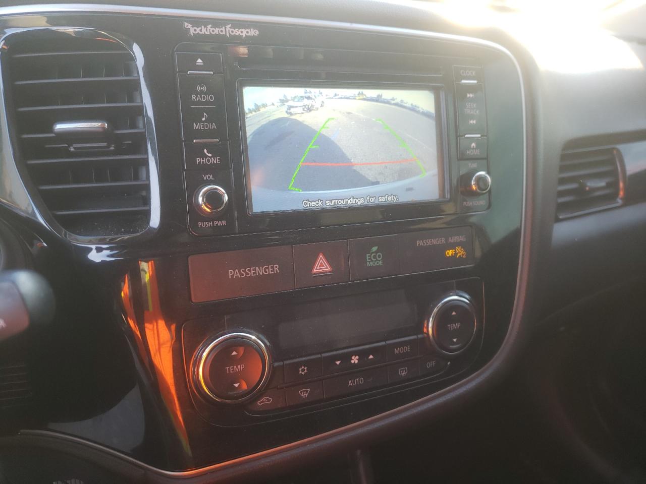 Photo 9 from auction – 2016 MITSUBISHI OUTLANDER with VIN JA4JZ4AX5GZ021584