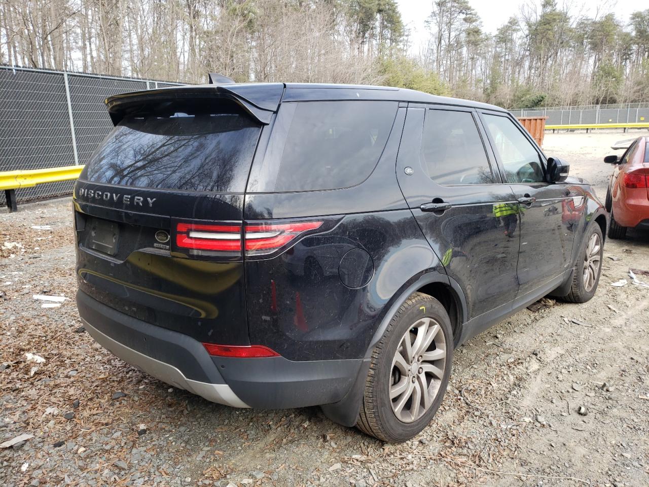 Photo 4 from auction – 2017 LAND ROVER DISCOVERY with VIN SALRRBBV8HA039340