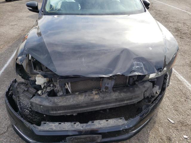 Photo 9 from auction – 2015 VOLKSWAGEN PASSAT SE with VIN 1VWBV7A32FC035316