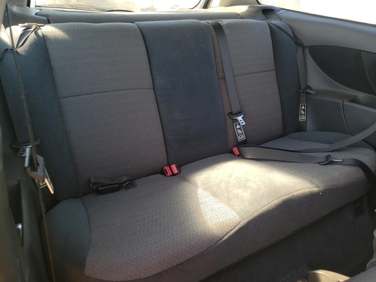 Photo 6 from auction – 2001 FORD FOCUS ZX3 with VIN 3FAFP31301R248434