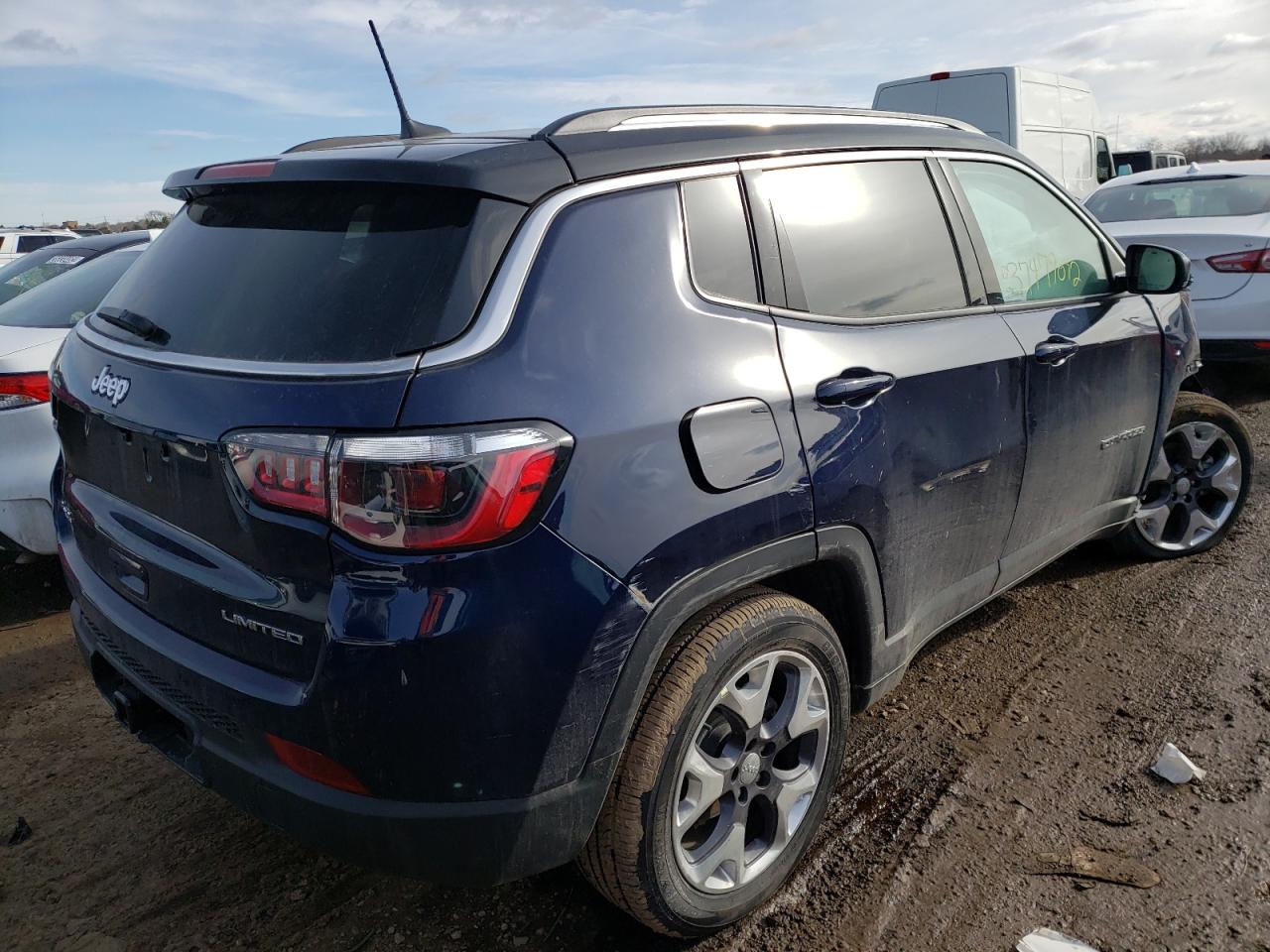 Photo 4 from auction – 2021 JEEP COMPASS LI with VIN 3C4NJDCB5MT599140