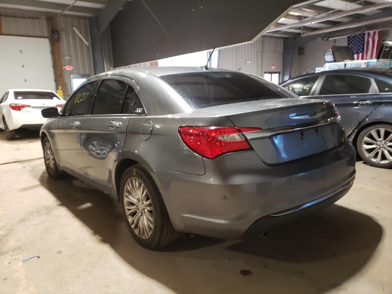 Photo 3 from auction – 2011 CHRYSLER 200 LIMITE with VIN 1C3BC2FGXBN582229