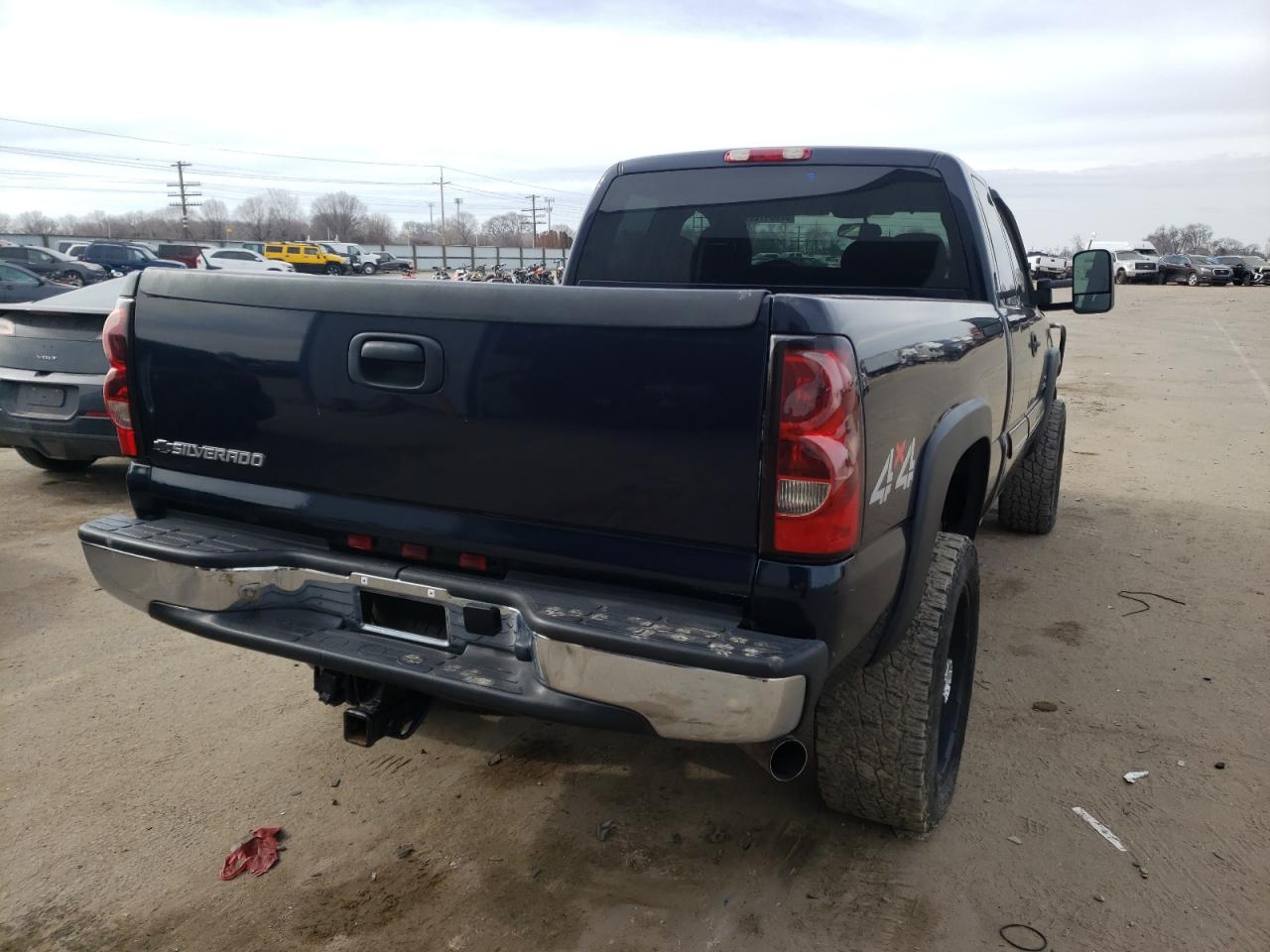 Photo 4 from auction – 2006 CHEVROLET SILVERADO with VIN 1GCHK29D96E226550