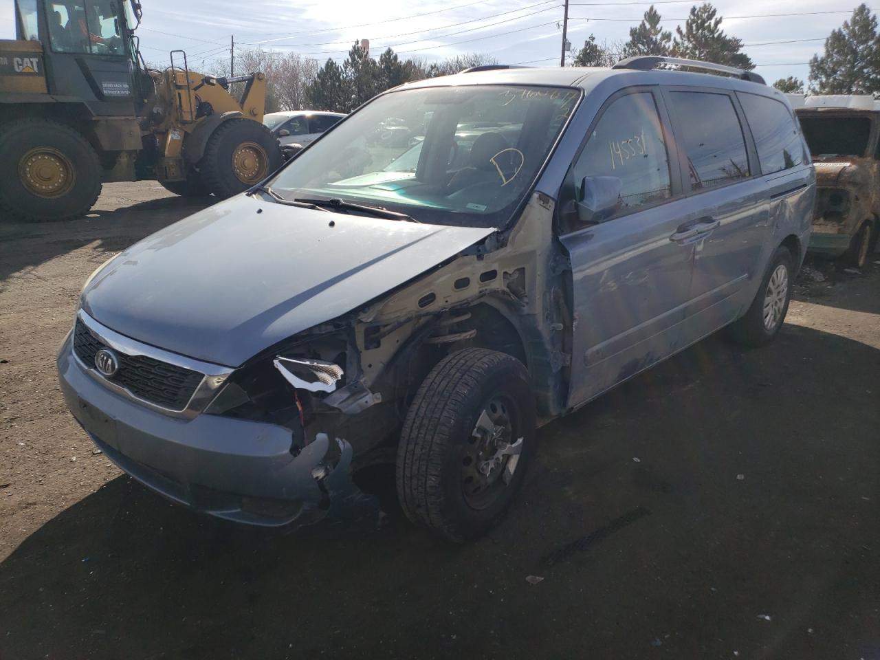 Photo 2 from auction – 2011 KIA SEDONA LX with VIN KNDMG4C7XB6365783