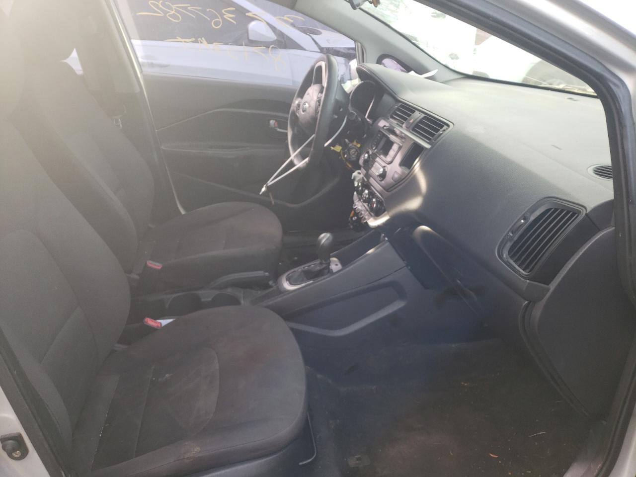 Photo 5 from auction – 2013 KIA RIO LX with VIN KNADM5A33D6207428