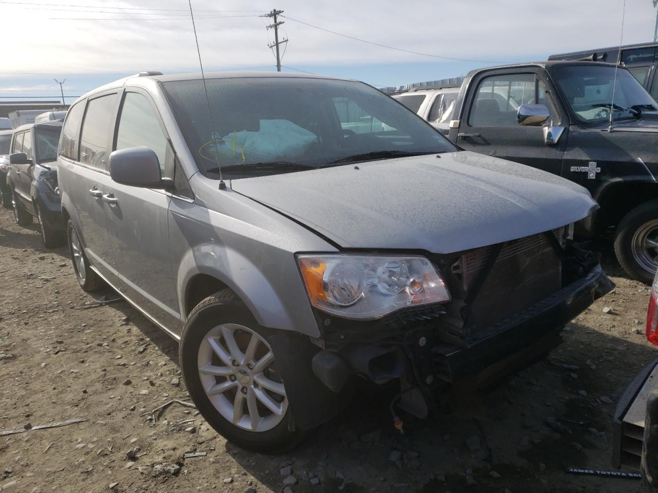 DODGE GRAND CARA 2018 with VIN 2C4RDGCG3JR239871 - Photo from auction