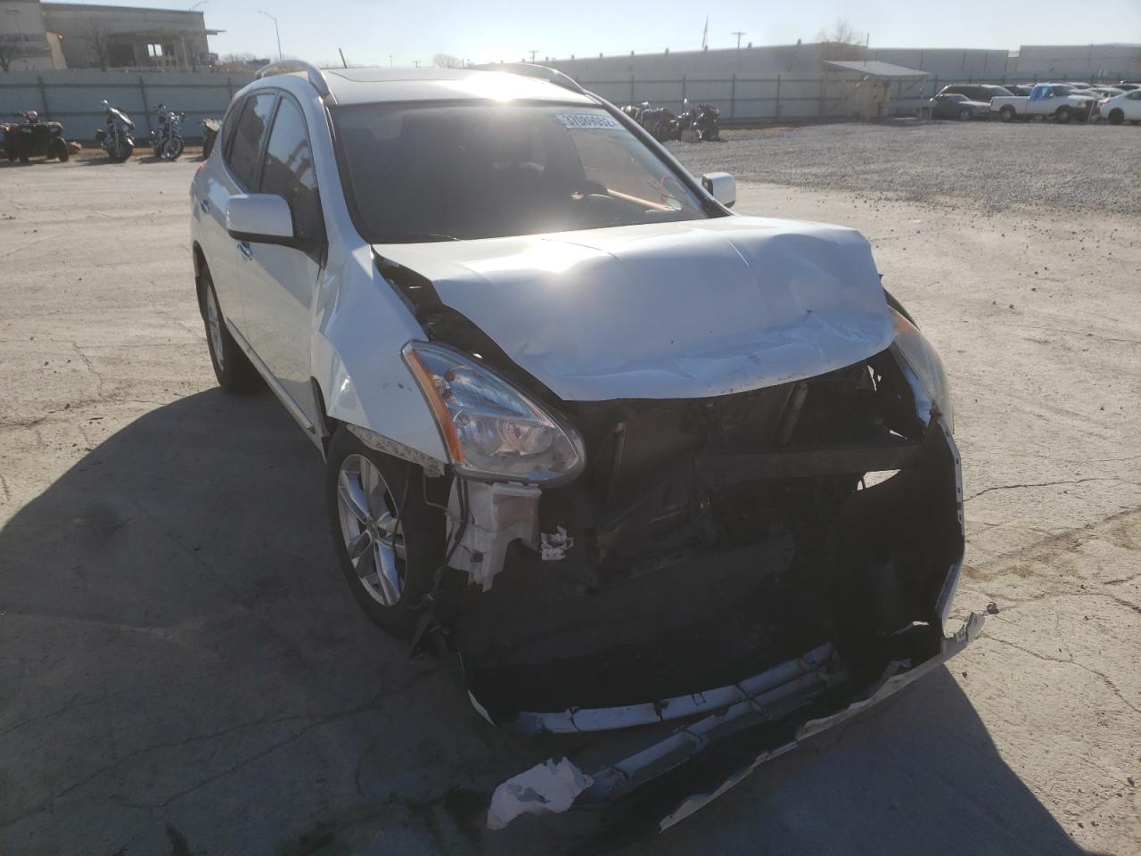 NISSAN ROGUE S 2013 with VIN JN8AS5MT8DW026790 - Photo from auction