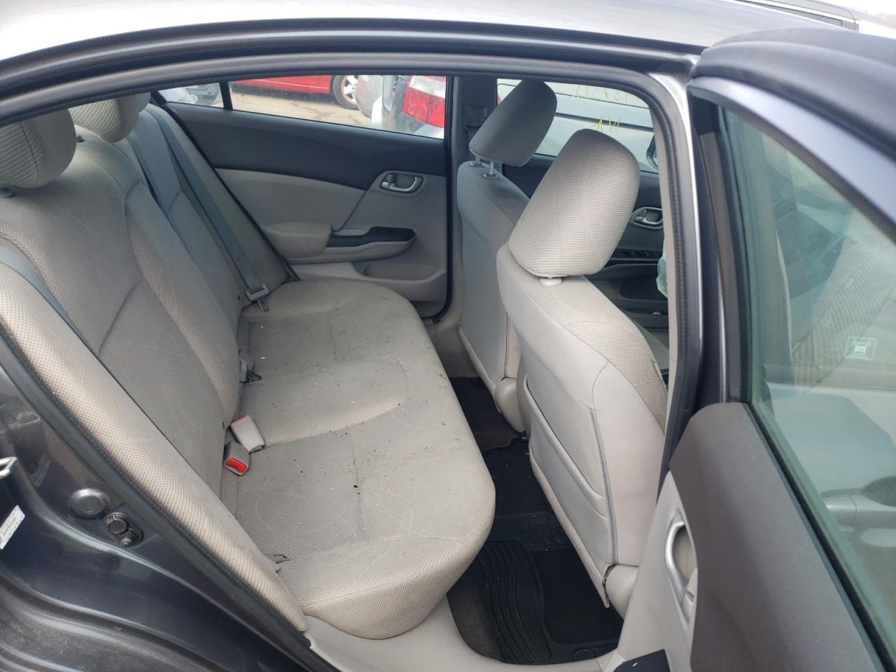 Photo 6 from auction – 2012 HONDA CIVIC LX with VIN 19XFB2F55CE101629