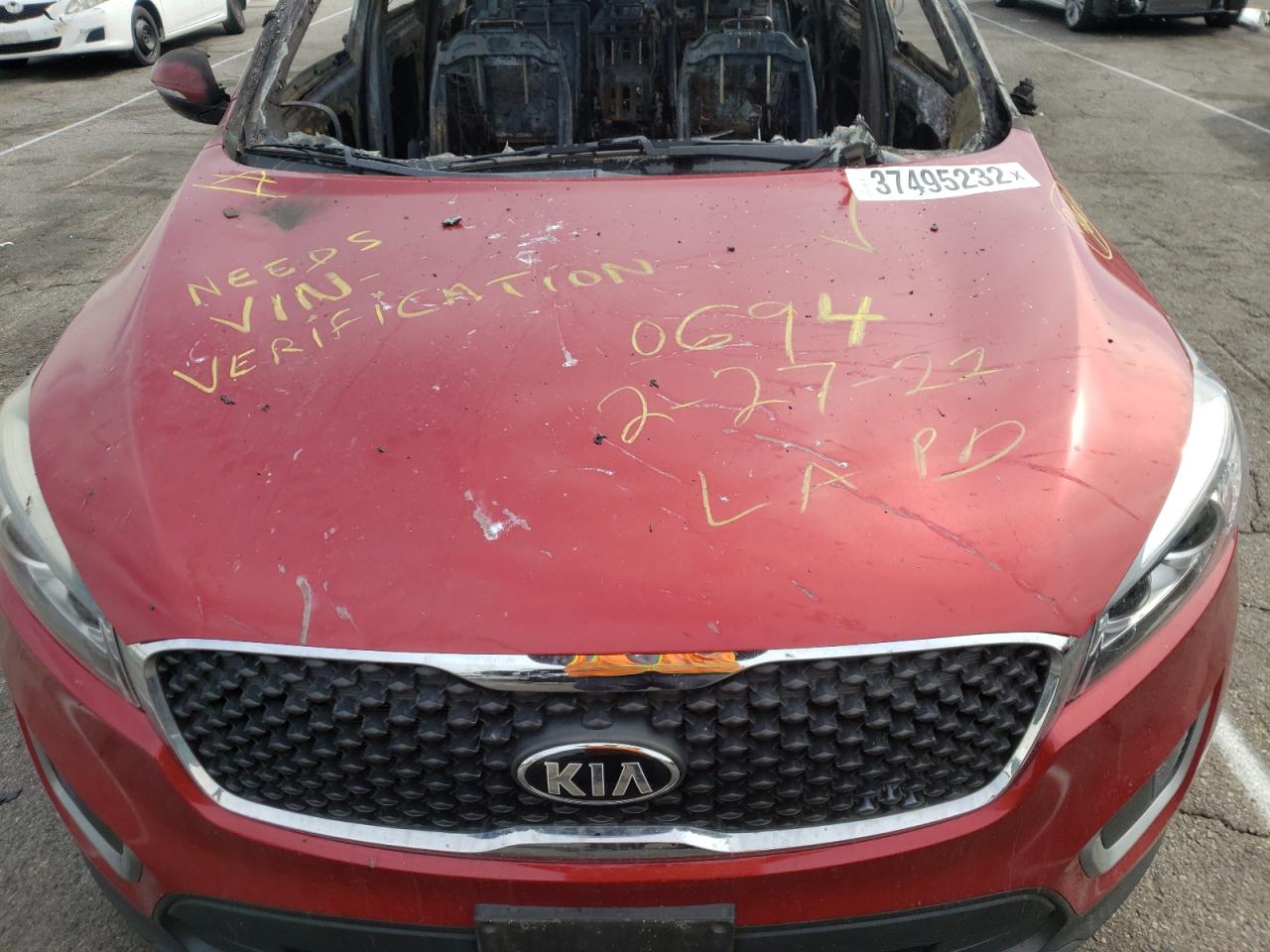Photo 7 from auction – 2016 KIA SORENTO LX with VIN 5XYPG4A34GG165970