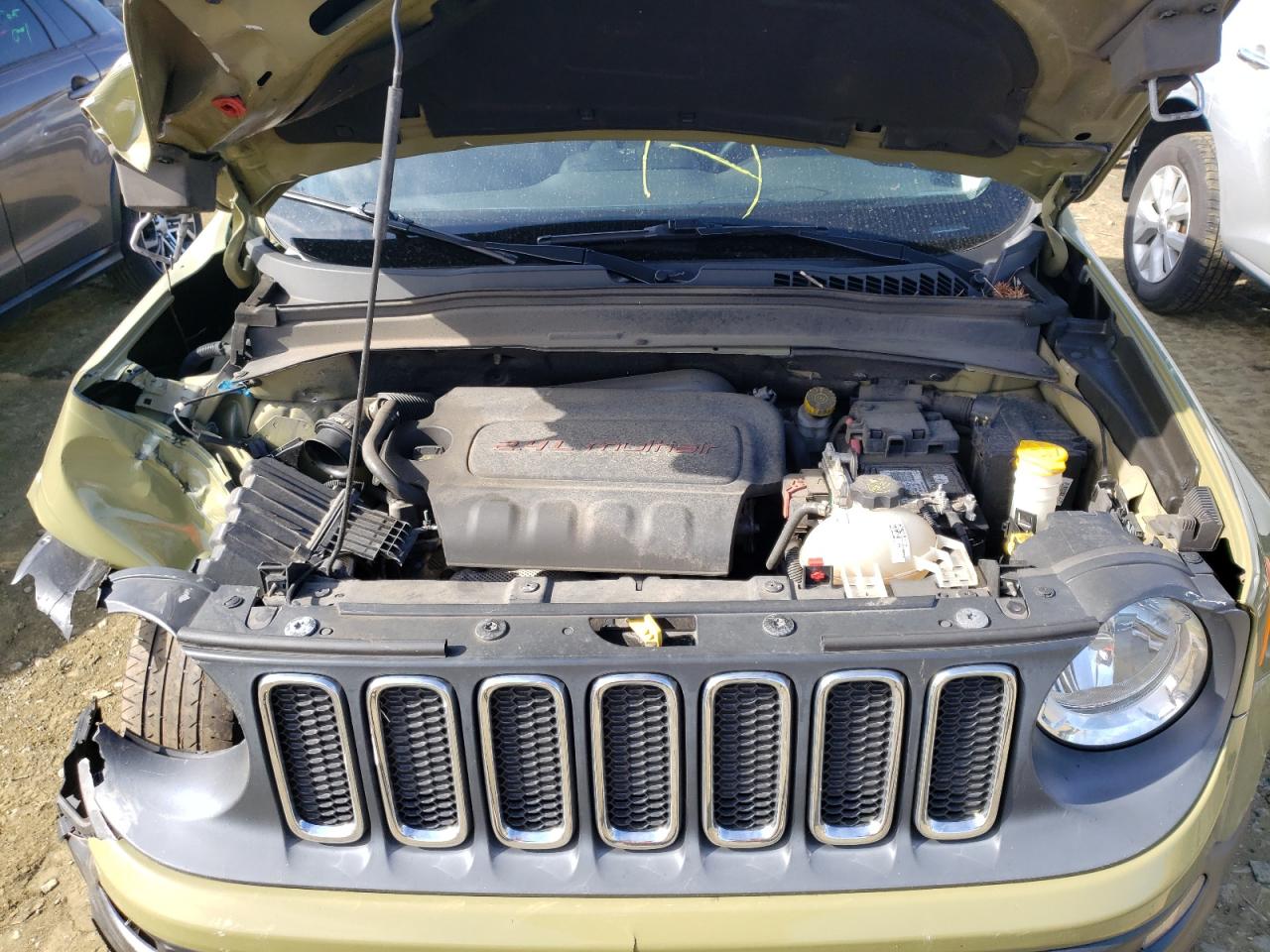 Photo 7 from auction – 2015 JEEP RENEGADE L with VIN ZACCJBBT7FPB99693